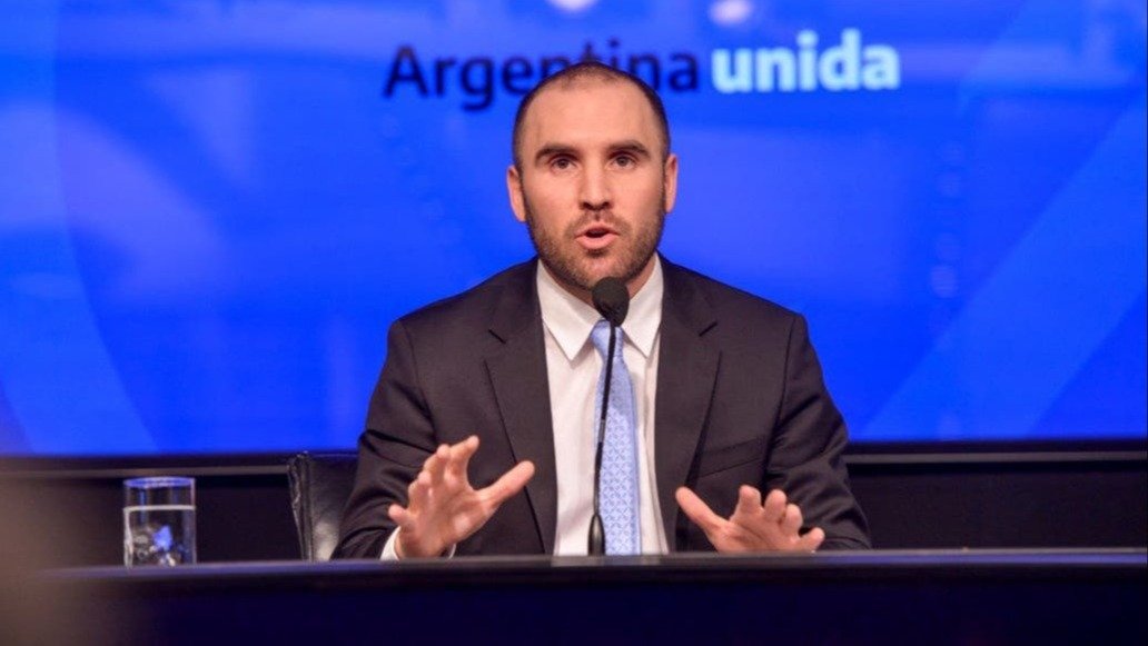 El ministro Guzmán afirmó que "los salarios tienen que crecer más que los precios"