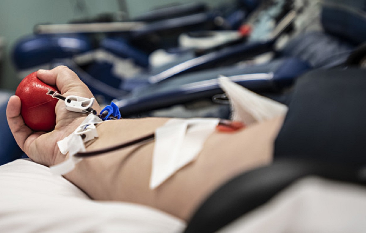 Desde el Instituto de Hemoterapia bonaerense afirman que "siempre se necesitan donantes de sangre"