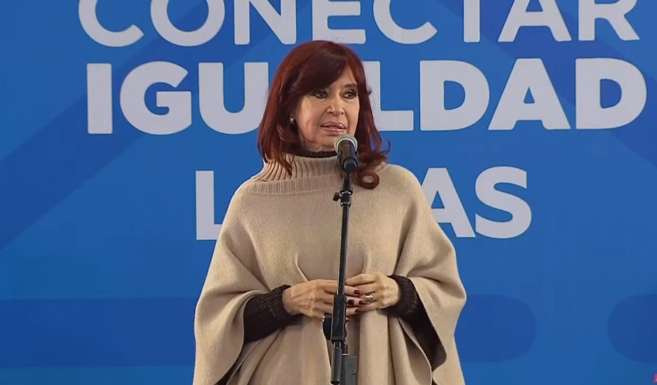 Cristina volvió a la Provincia, en clave electoral: "En 2015 éramos más felices que lo que vino después"