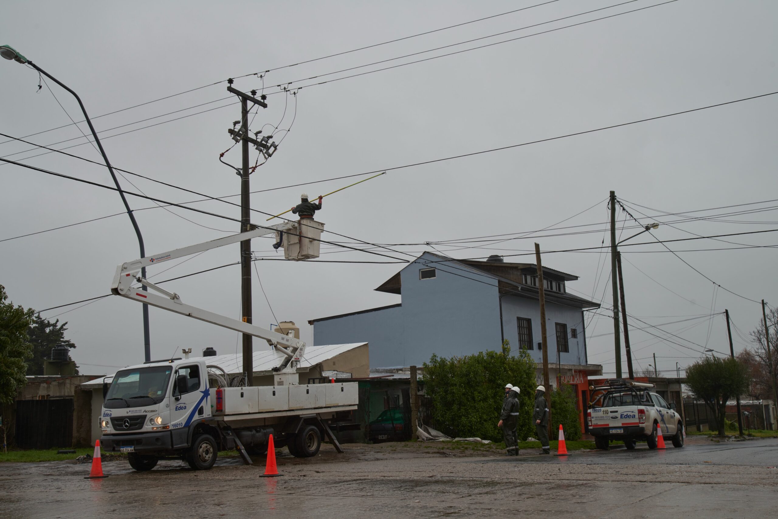 En Mar del Plata la tormenta eléctrica afectó el servicio eléctrico en varios sectores
