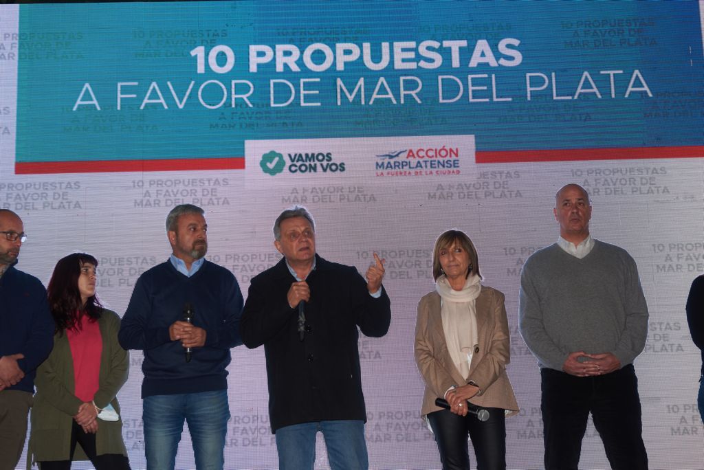 En el cierre de campaña, Pulti presentó "10 propuestas concretas y posibles a favor de Mar del Plata"