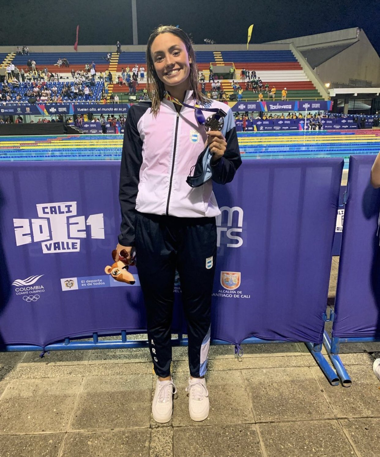Panamericano juvenil: nadadora marplatense Lucía Gauna logró medalla de plata