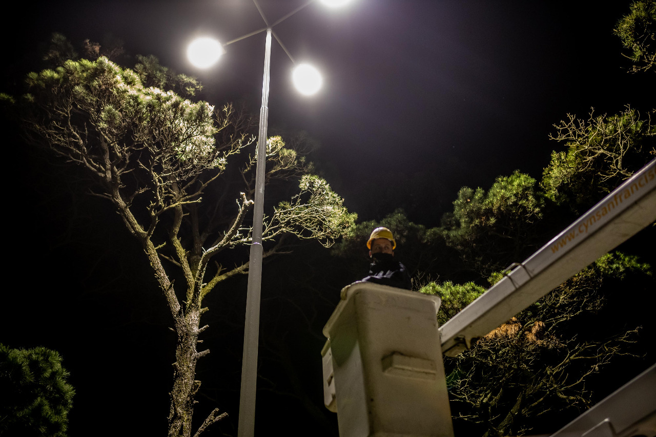 El Municipio finalizó la repotenciación LED en 23 plazas de General Pueyrredon