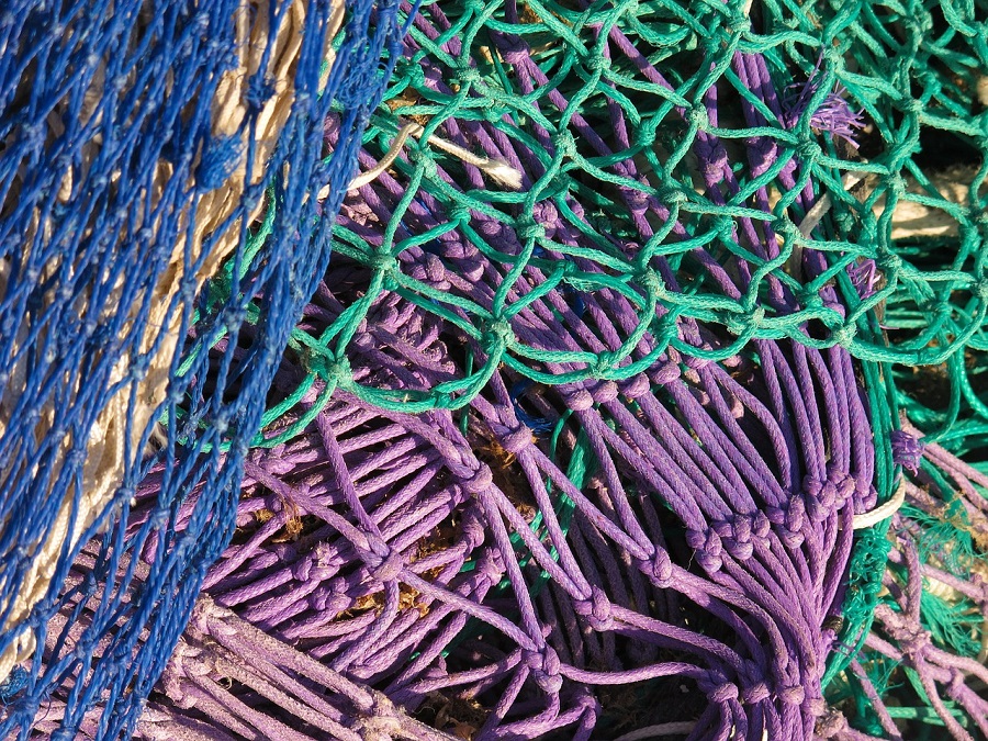 Redes de pesca: prevenir su pérdida y reciclar las que no se usan
