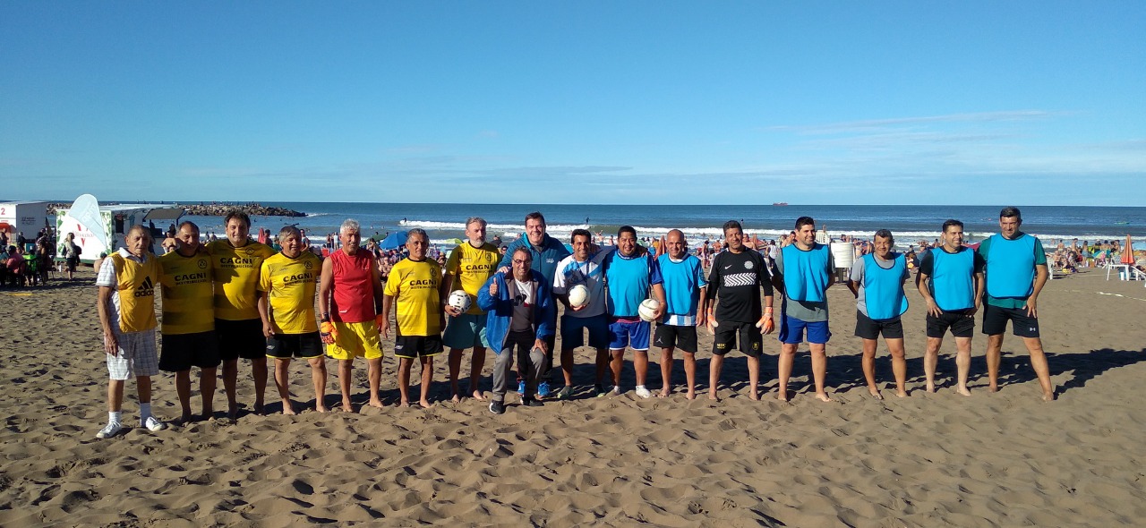 Glorias del fútbol marplatense se reunieron en la Playa deportiva del EMDER
