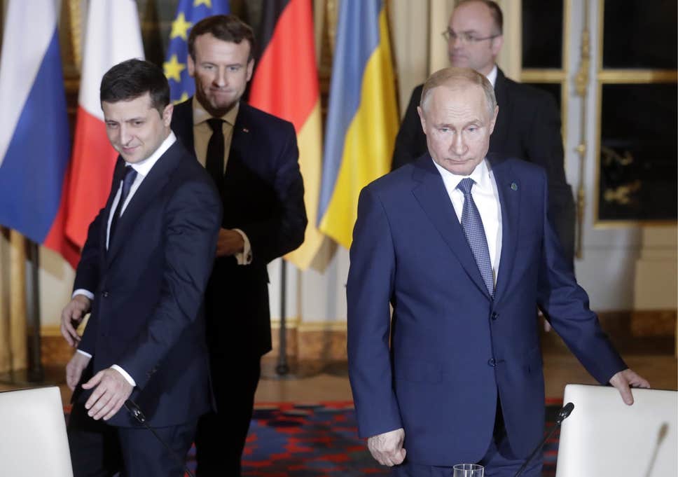 Ucrania y Rusia, listas para más negociaciones en persona tras guiño de Zelenski a reclamo de Moscú