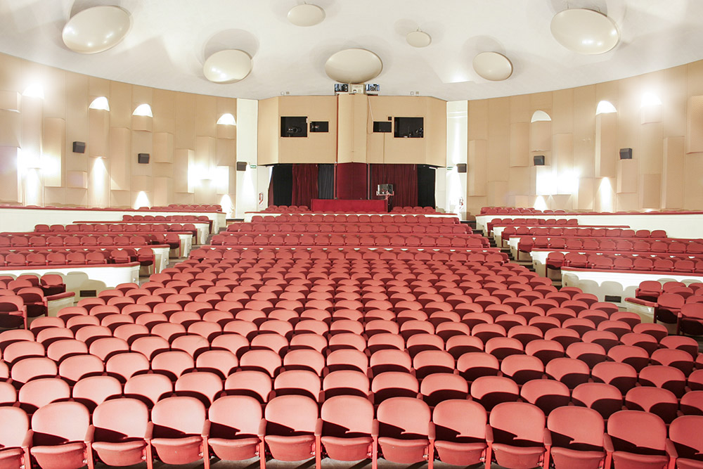El Instituto Cultural de la Provincia de Buenos Aires y el Teatro Auditorium convocan a artistas para diversos programas