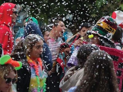 Día del Estudiante: lunes sin clases en las escuelas secundarias bonaerenses