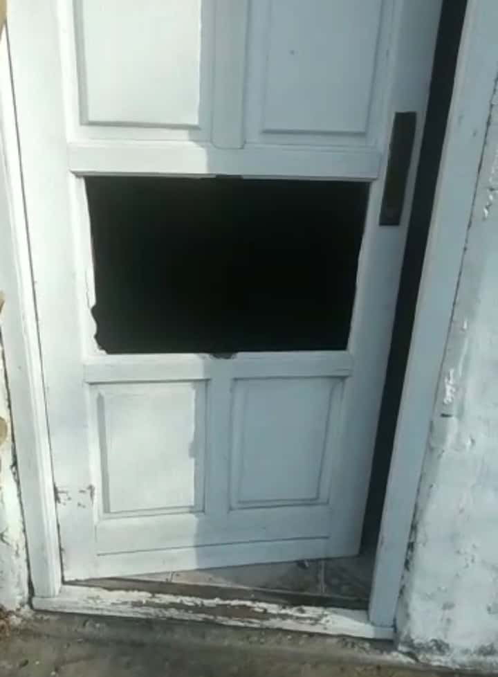 puerta rota