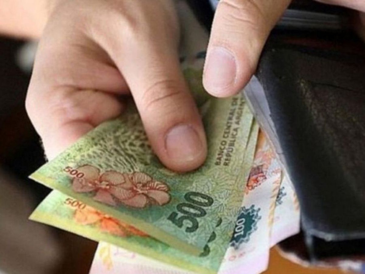 Los analistas estiman que la inflación de mayo será del 2,1% y que cerrará 2025 por debajo del 30%