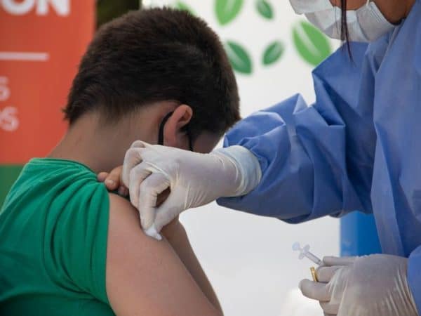 Comienza la campaña de vacunación antigripal para el personal de salud y personas mayores de 65 años