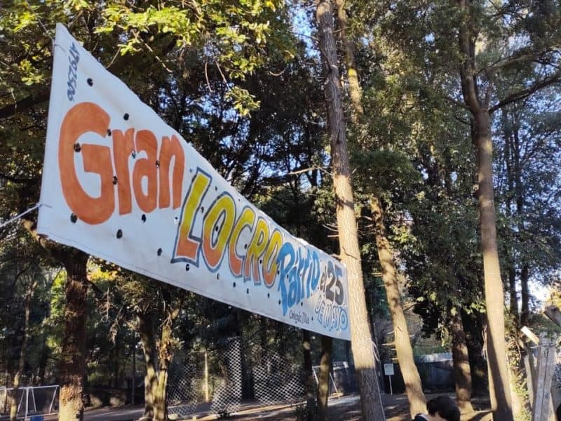 Gaby Azcoitía propone reconocer a la comunidad educativa del Colegio Illia y su tradicional locro