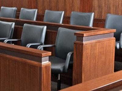 La Justicia local lleva el juicio por jurados a las escuelas secundarias