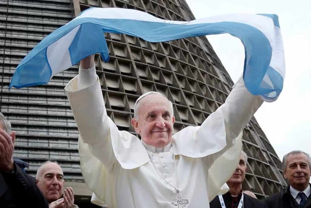 Las películas y series que retratan el legado del papa Francisco y dónde verlas