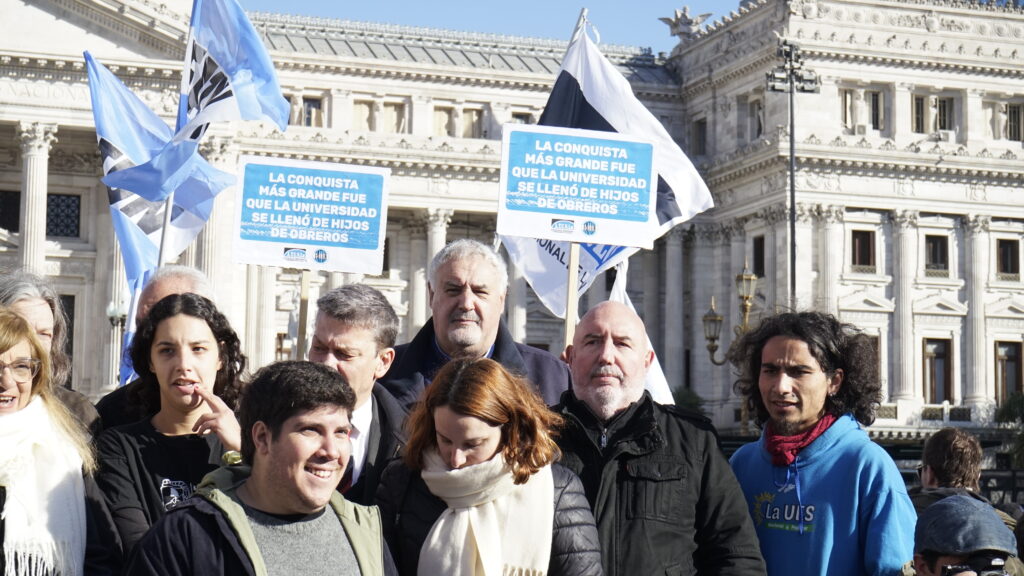 Lazzeretti en el Congreso