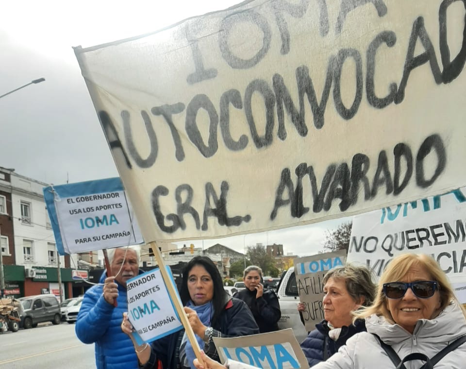 protesta afiliados IOMA