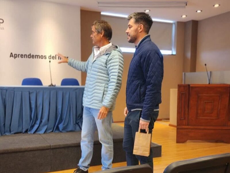 Decano de la UTN Mar del Plata se acerca a La Libertad Avanza