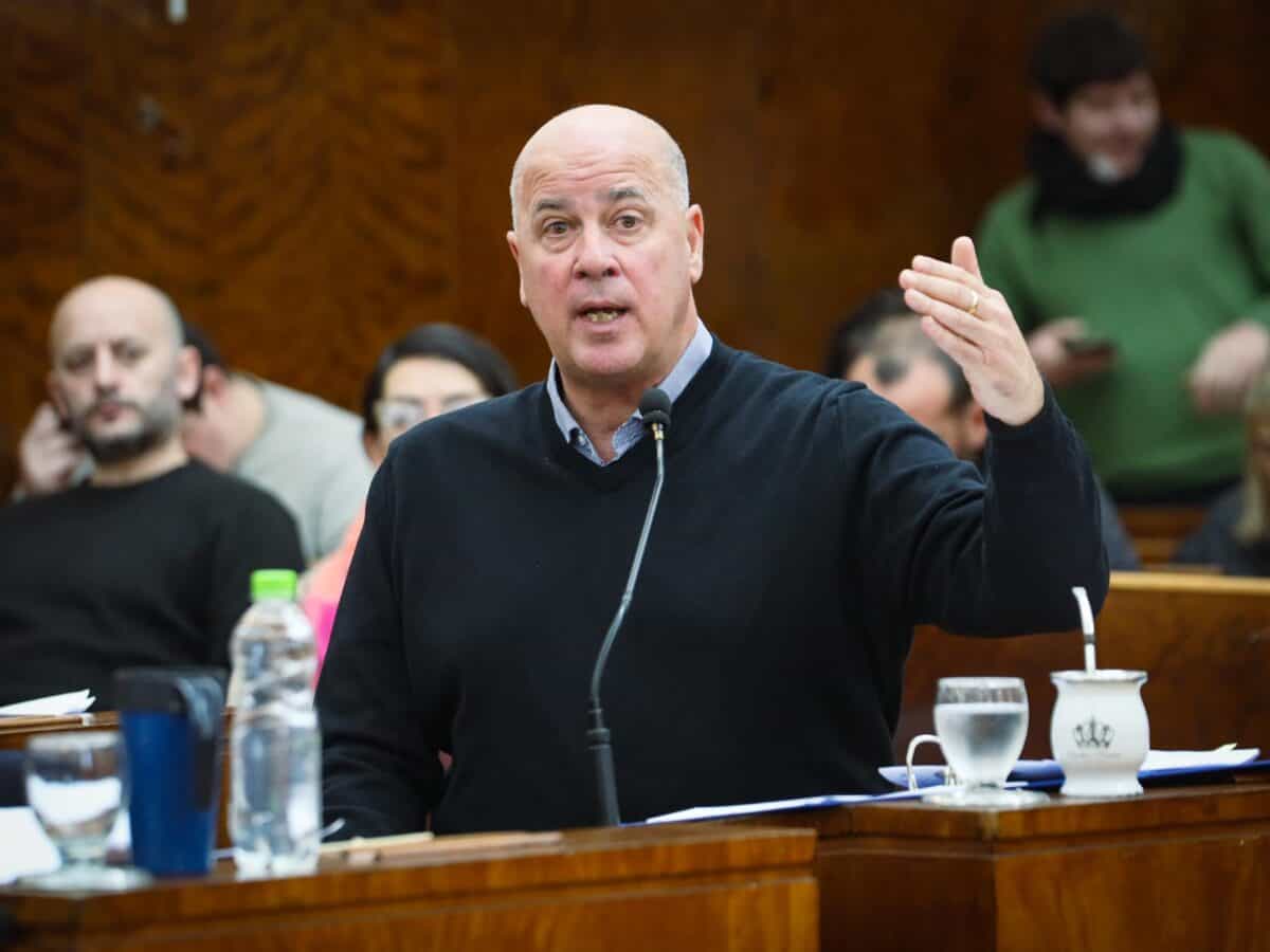 Taccone: “Montenegro se va entregando el Minella y el Polideportivo”