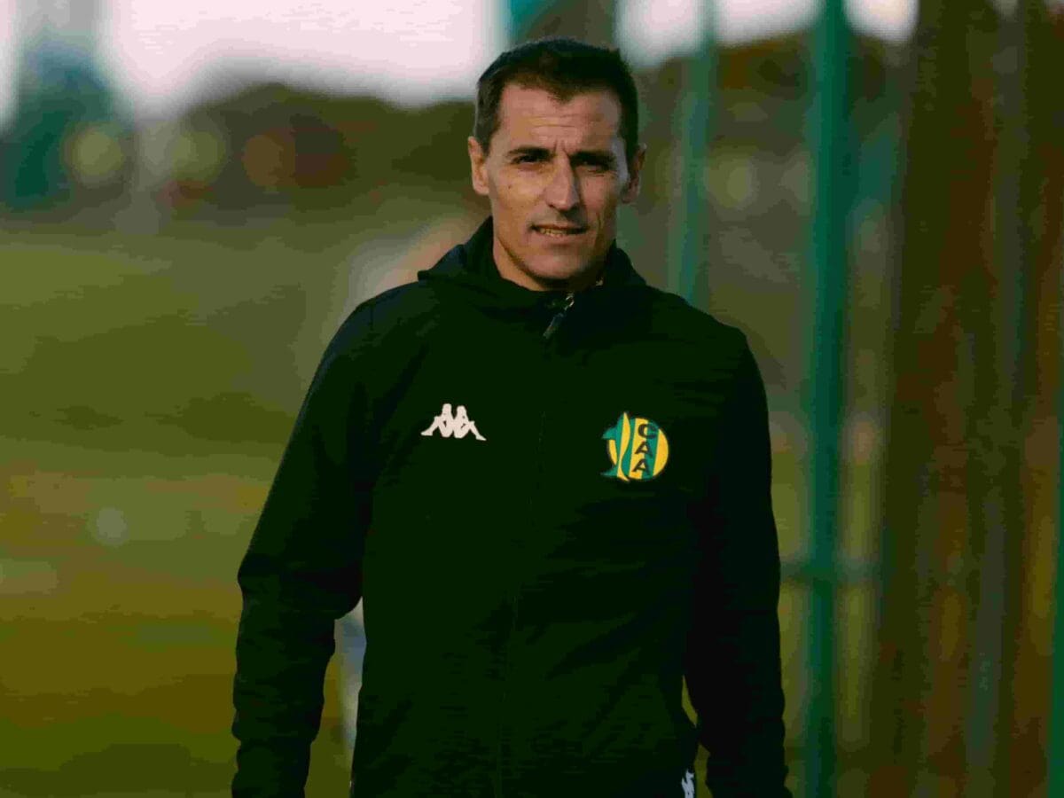 Tras un mal inicio, Aldosivi se quedó sin DT