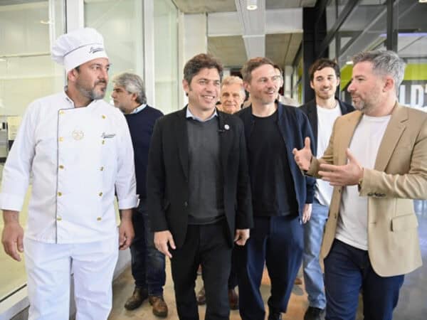 Kicillof recorrió fábricas en el Parque Industrial de Mar del Plata