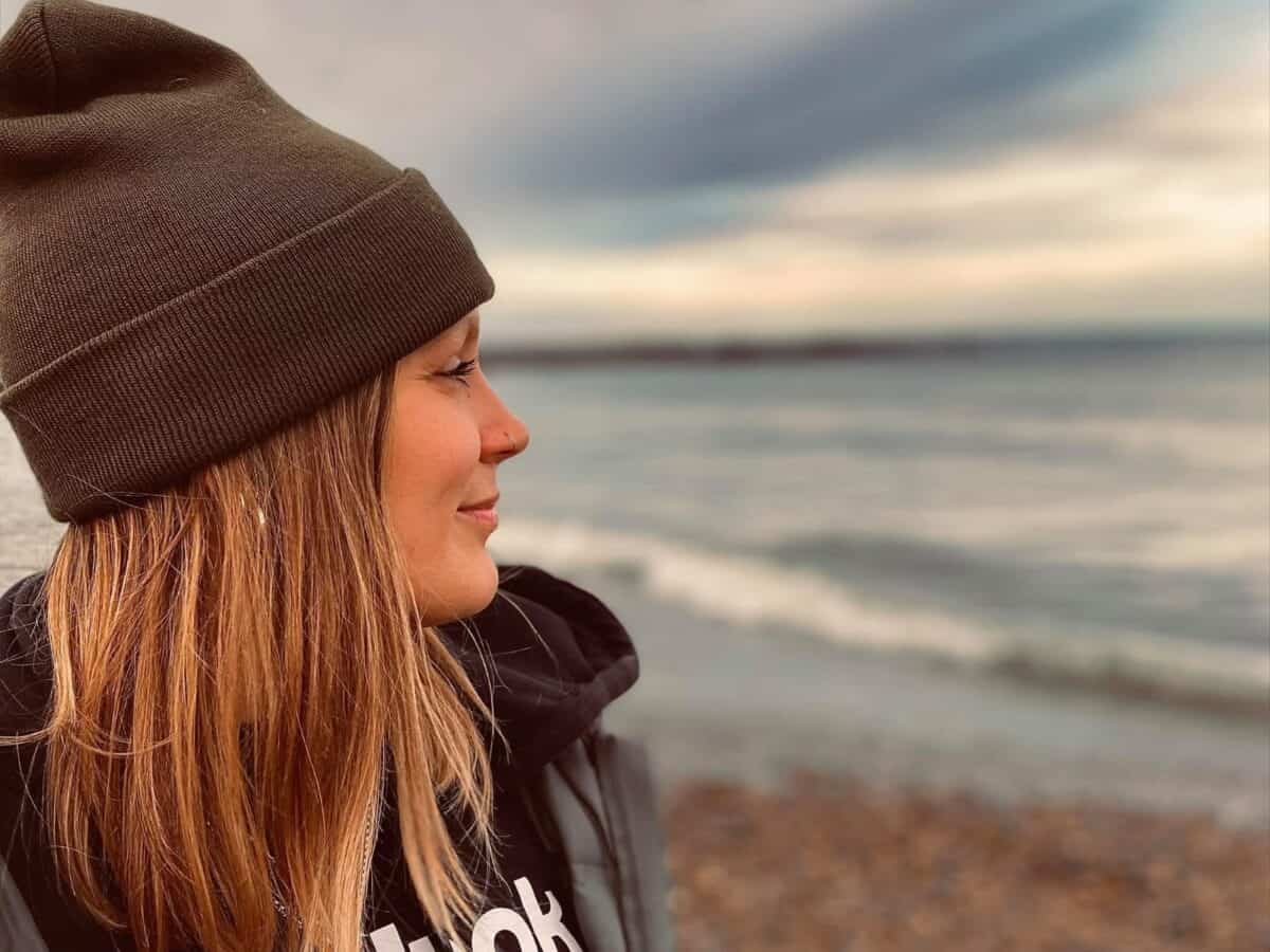 Una periodista tresarroyense murió tras caer de un acantilado en Mar del Plata