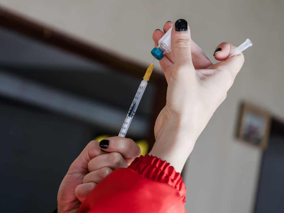 Salud adelantó la segunda dosis de la Triple Viral a los 15 y 18 meses