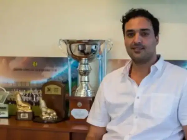 En un siniestro vial, se mató el dirigente de Aldosivi José Moscuzza (h)