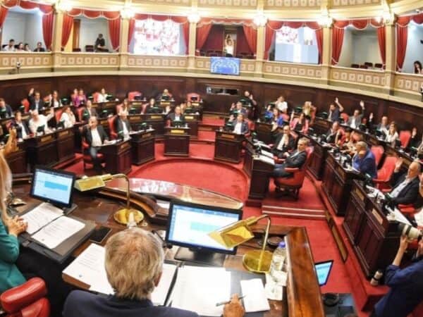 La Libertad Avanza propone eliminar el Senado bonaerense para crear una Legislatura unicameral