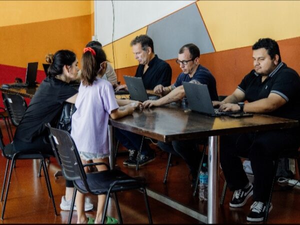 Nuevo punto de inscripción del programa Centros de Familia en el Tren de Capital Humano