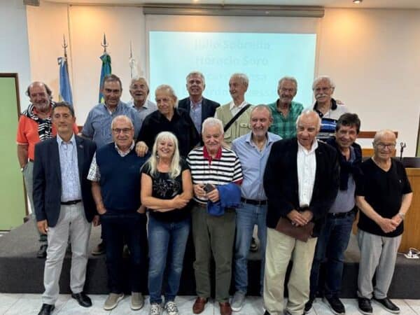 Emotivo inicio del Ciclo cultural «Voces de Nuestra Ciudad» por el 152º aniversario de Mar del Plata