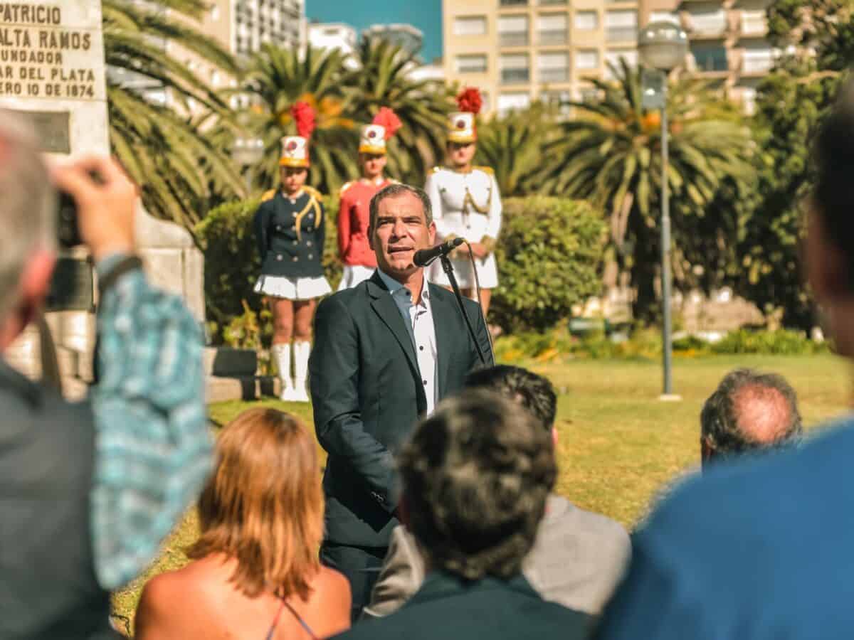 El Intendente Neme encabezó el Acto Oficial por el 152° aniversario de Mar del Plata
