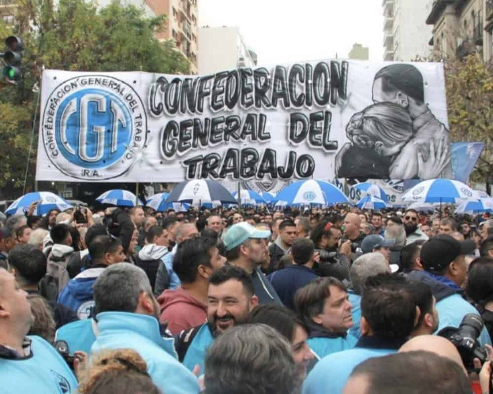Tras un reclamo de la CGT, un juez suspendió 82 artículos de la reforma laboral