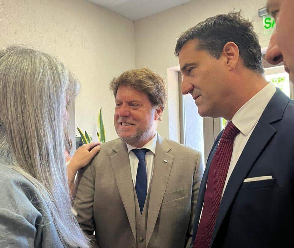 Abad: ”Basta de engañar a los bonaerenses, hablan de estado presente mientras recortan los salarios de todos los empleados públicos”