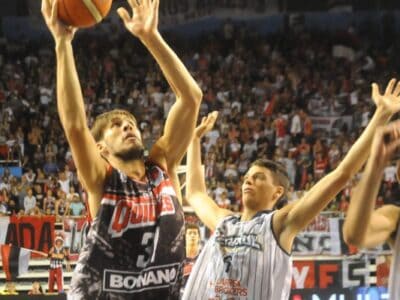 Charla sobre el básquet profesional en la identidad marplatense