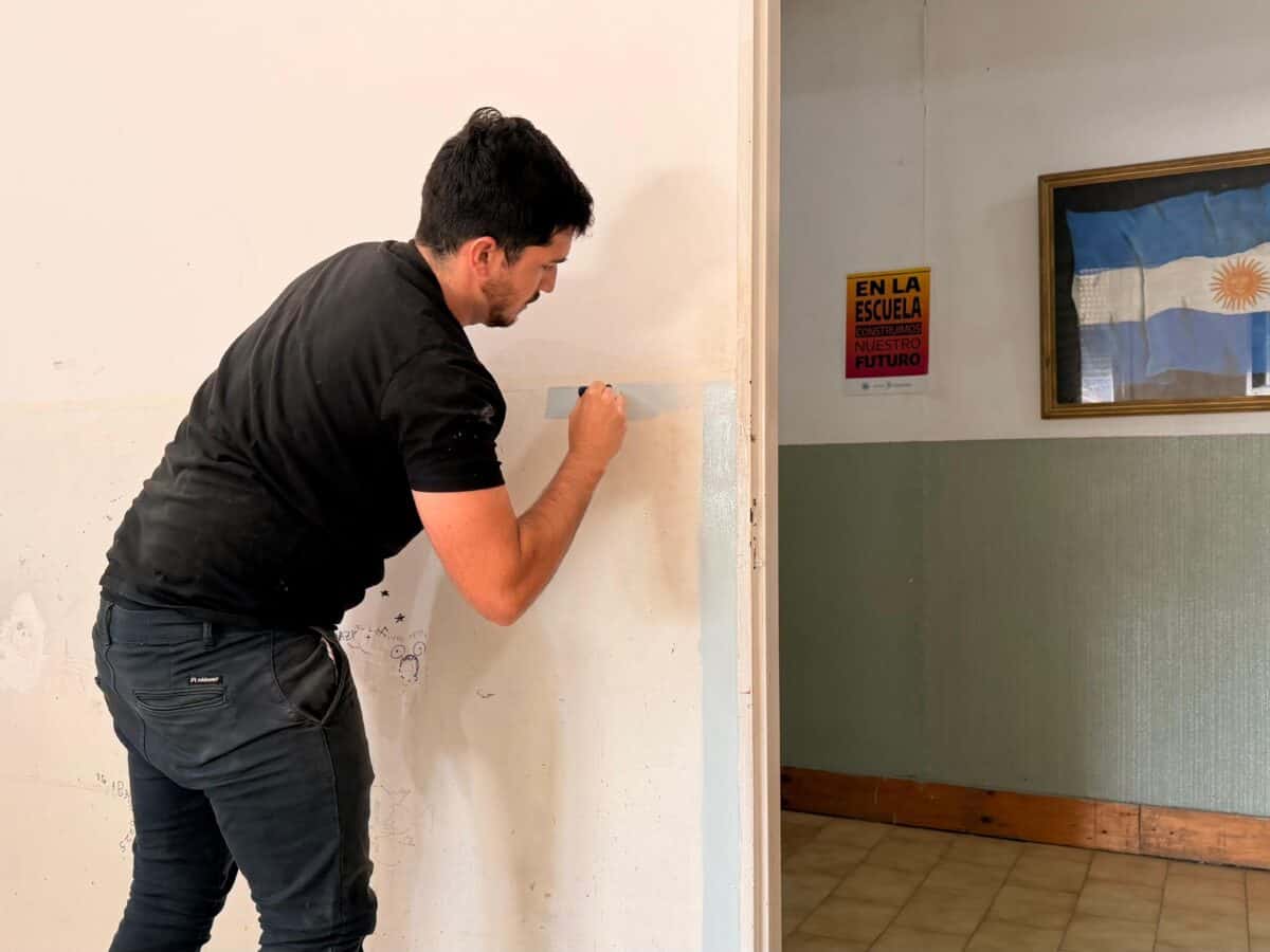 Más de 50 voluntarios se sumaron al programa “Buen Comienzo” para mejorar escuelas y jardines locales