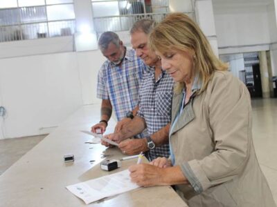 Colegios profesionales vinculados a la construcción advierten por el mal funcionamiento de un área municipal