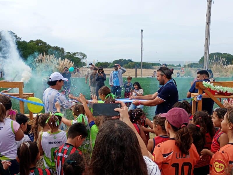 Se realizó el Primer Encuentro del año de Hockey Social en el Faro de la Memoria