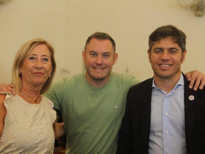 La Lista 6 cerró su campaña con un mensaje de unidad y esperanza y convoca a votar a Adriana Donzelli