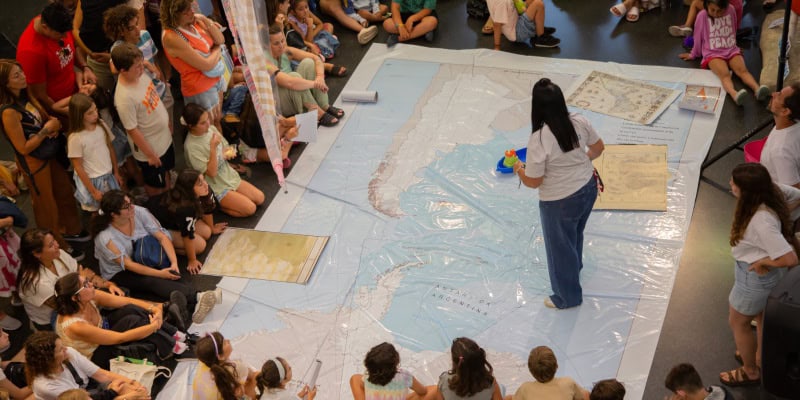 Científicos del Conicet presentan “Vidas submarinas: ciencia, arte y soberanía” para alumnos de escuelas primarias