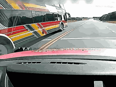 Ruta 11: sancionaron a un micro y a un auto por sobrepasos prohibidos