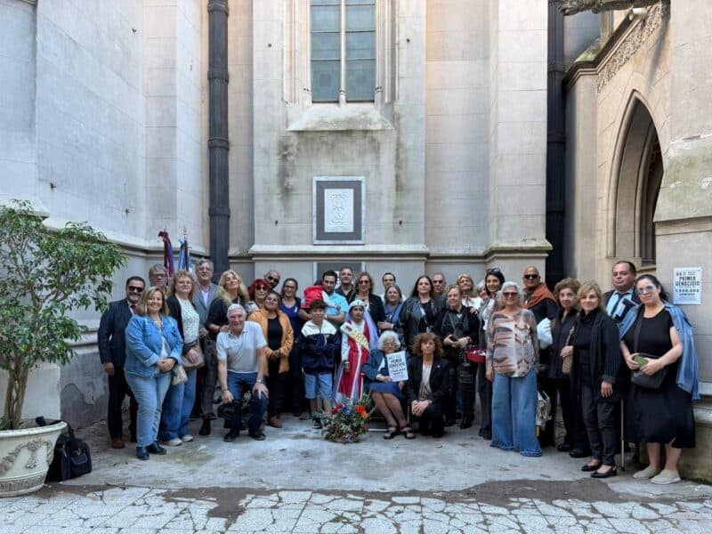 Emotivo acto en conmemoración del 111 aniversario del Genocidio Armenio