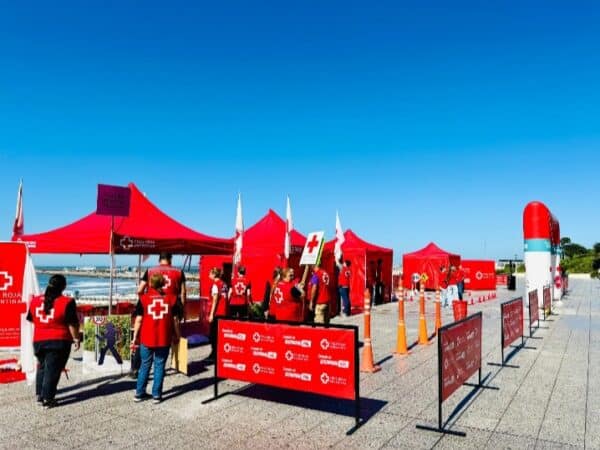 Cruz Roja Argentina realiza una campaña de seguridad vial en Playa Grande