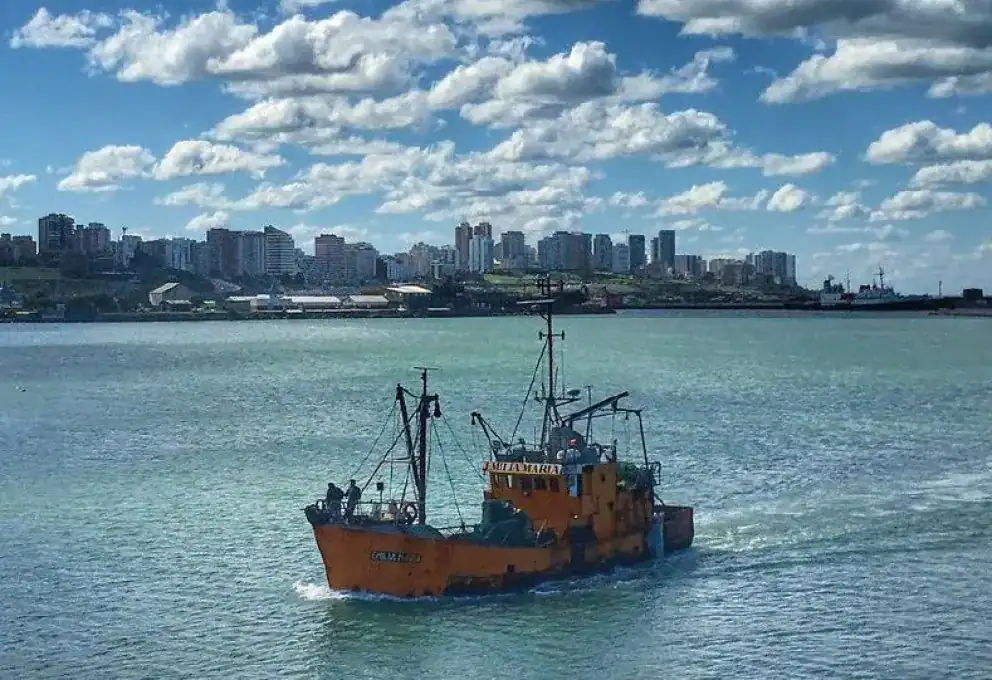 Flota pesquera: «El Municipio le da la espalda al puerto»