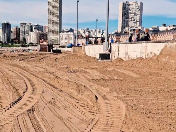 “Mar del Plata vuelve a ver el mar”: el mensaje del intendente Neme tras el retiro de la «Feria Bristol»