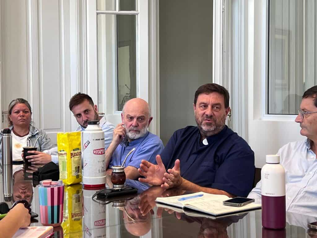 Situación de calle en Mar del Plata: avanzan acuerdos entre Iglesia, Provincia y Municipio