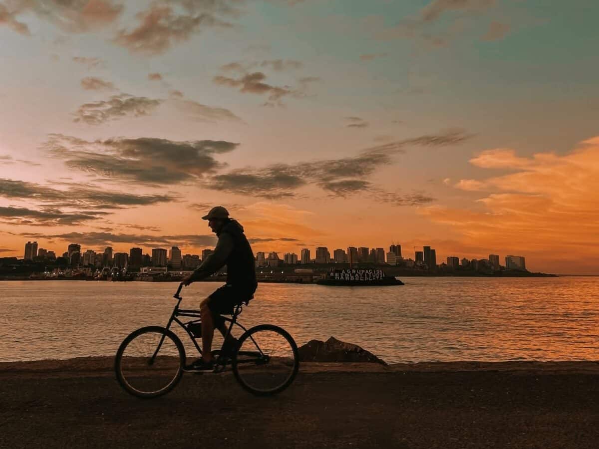 Jueves frío con chaparrones en Mar del Plata