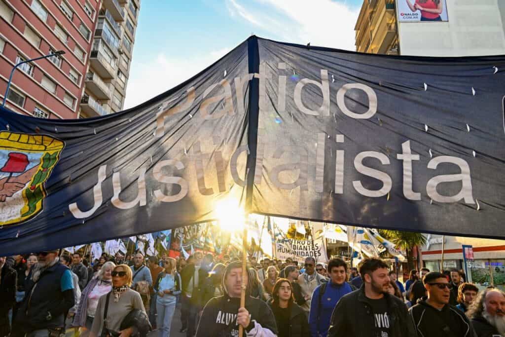 Con críticas a Milei, el PJ de Mar del Plata llamó a reconstruir una alternativa basada en el trabajo y la justicia social