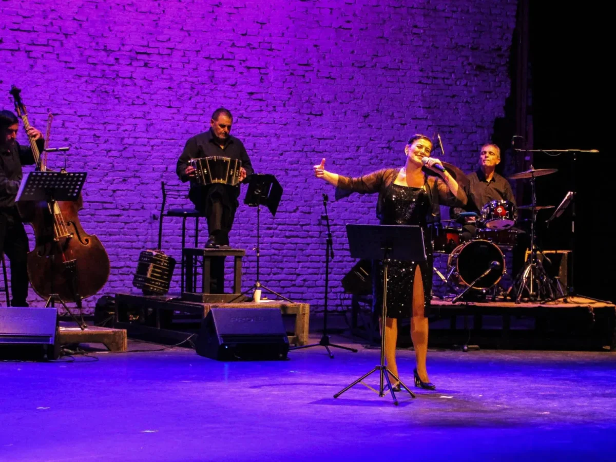 Oblivion y Karina Levine presentan un homenaje musical a Astor Piazzolla