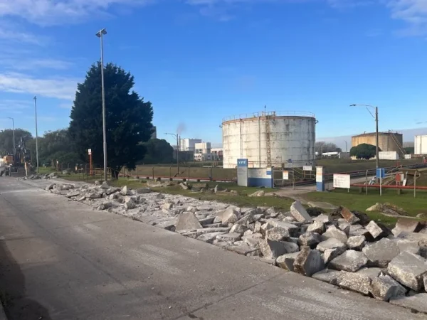 El Consorcio Portuario inicia una nueva etapa de bacheo y pavimentación