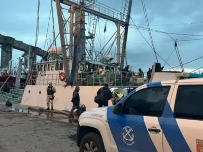 Mar del Plata: Prefectura requisó un buque pesquero y encontró drogas y alcohol